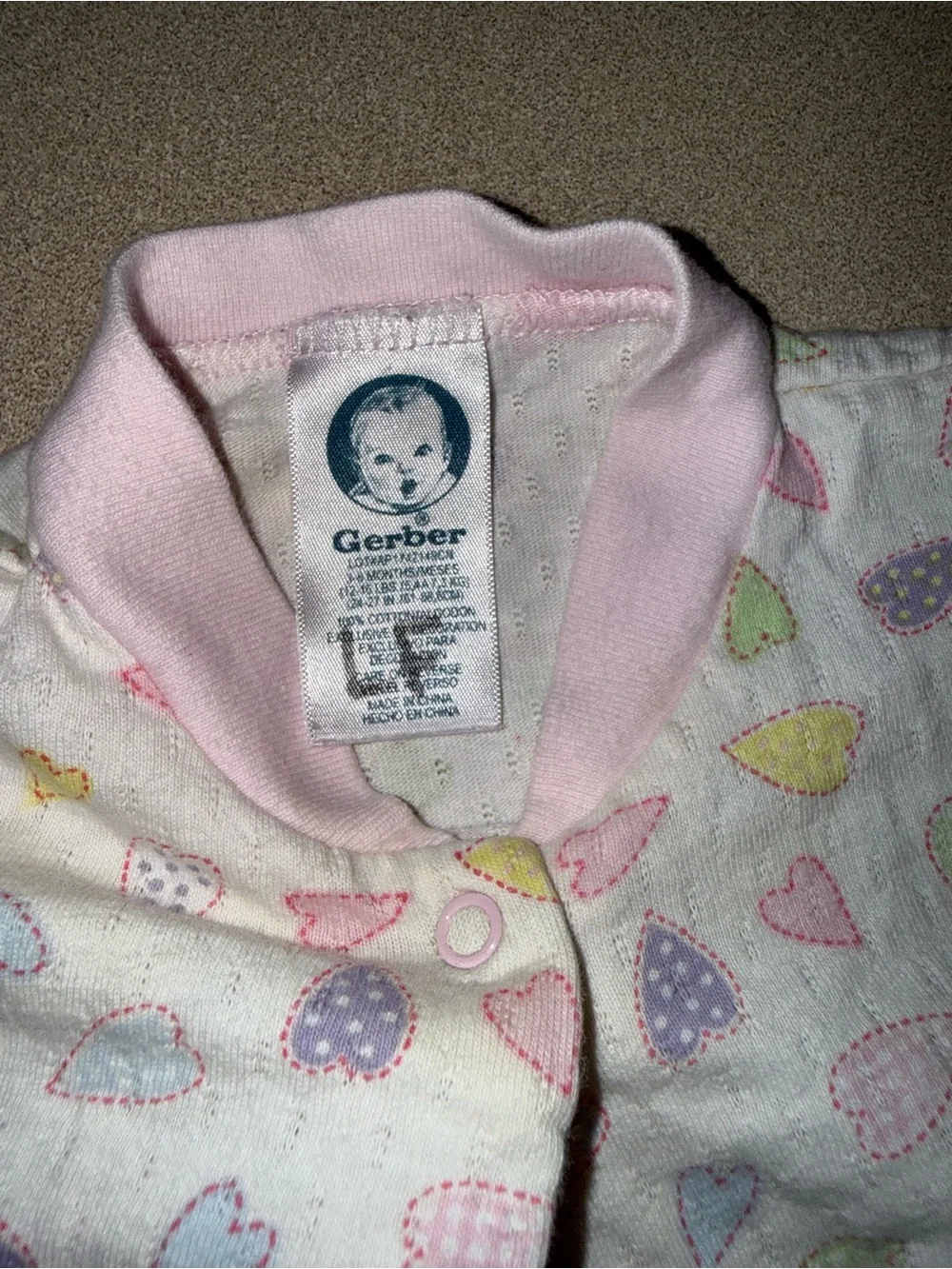 Vintage Gerber baby girl size 3-6 months lightweight pajamas with pastel heart